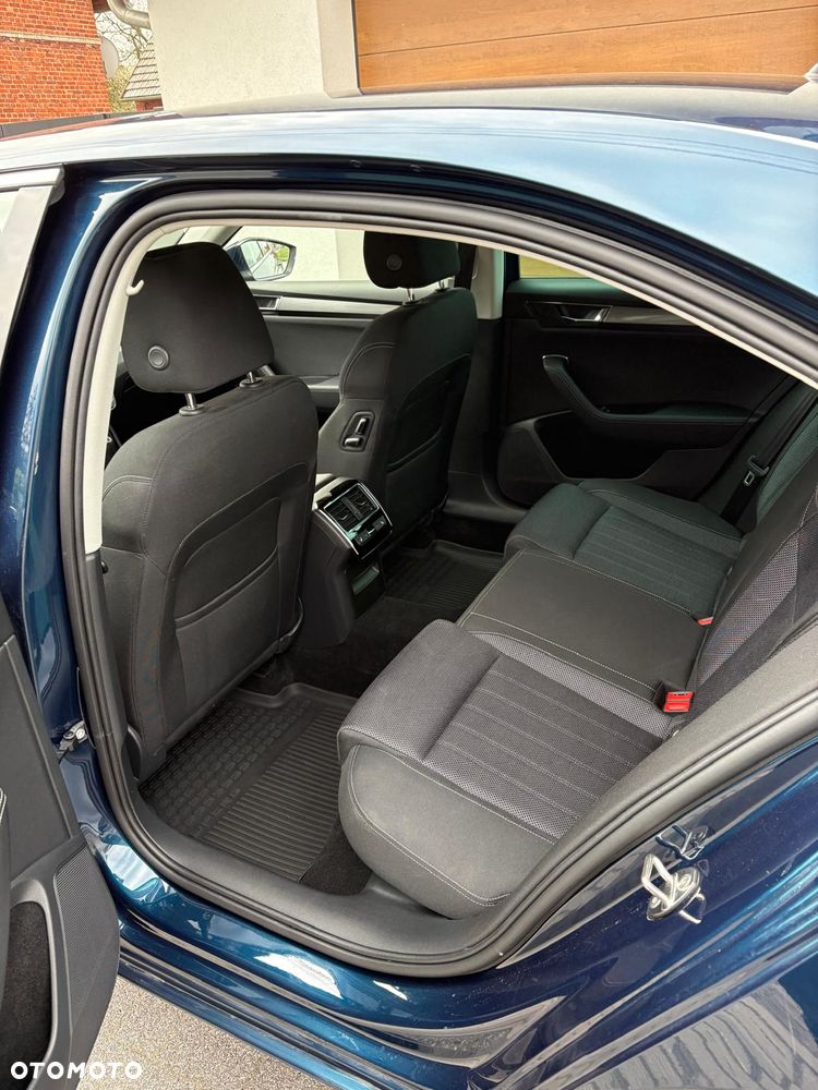 Skoda Superb 2.0 TSI Style DSG - 9