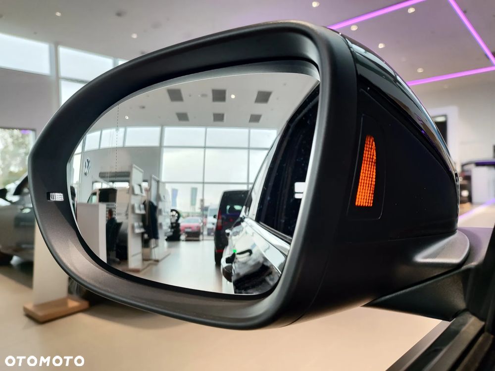 Volkswagen T-Cross - 33