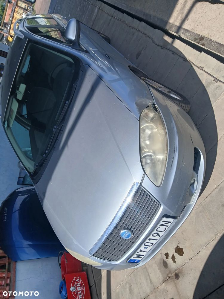 fiat croma II 698a maska zderzak lampa grill błotnik drzwi zbiornik paliwa szyba lusterko klamka - 2