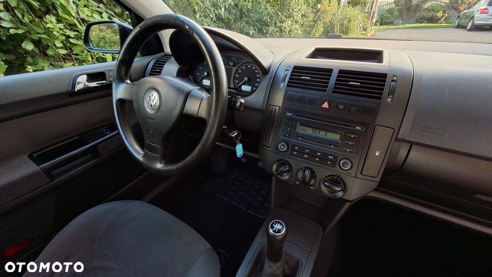 Volkswagen Polo 1.2 Comfortline - 19