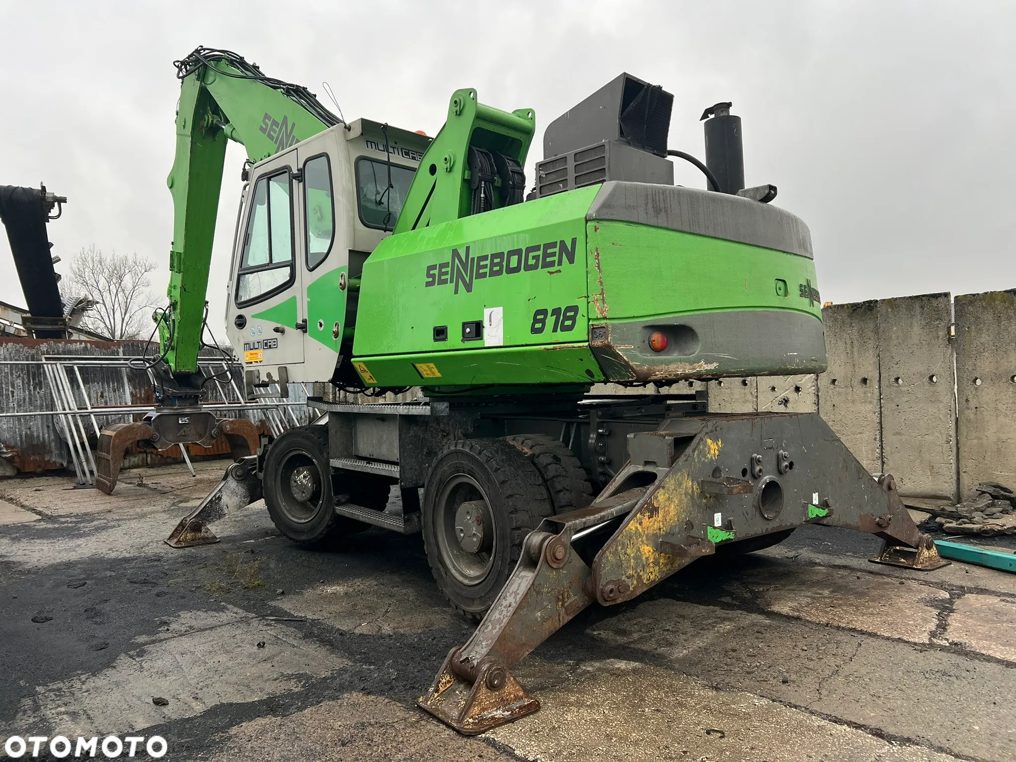 Sennebogen 818 - 3