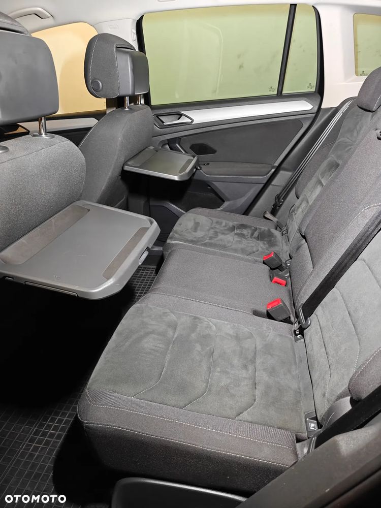 Volkswagen Tiguan - 28