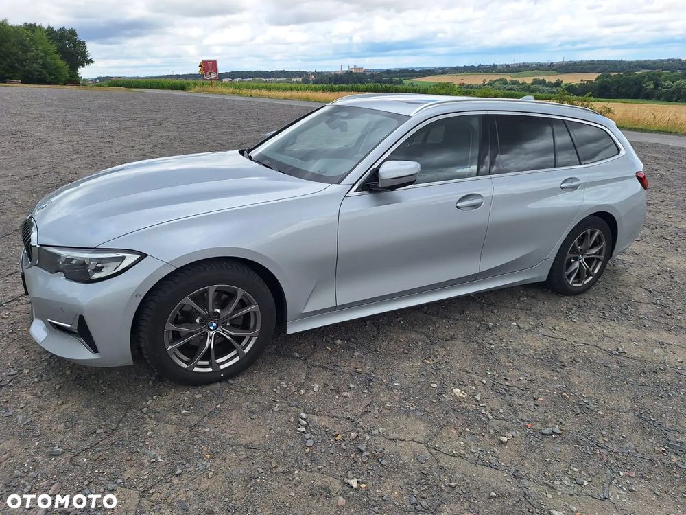 BMW Seria 3 320d xDrive MHEV Luxury Line - 2