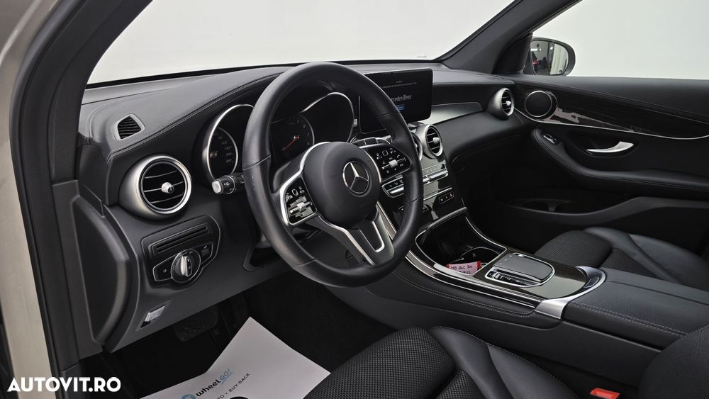 Mercedes-Benz GLC - 13