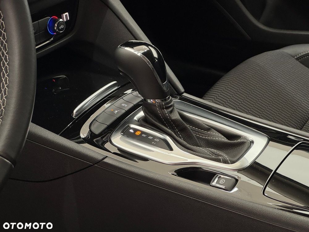 Opel Insignia 1.5 T Innovation S&S - 9