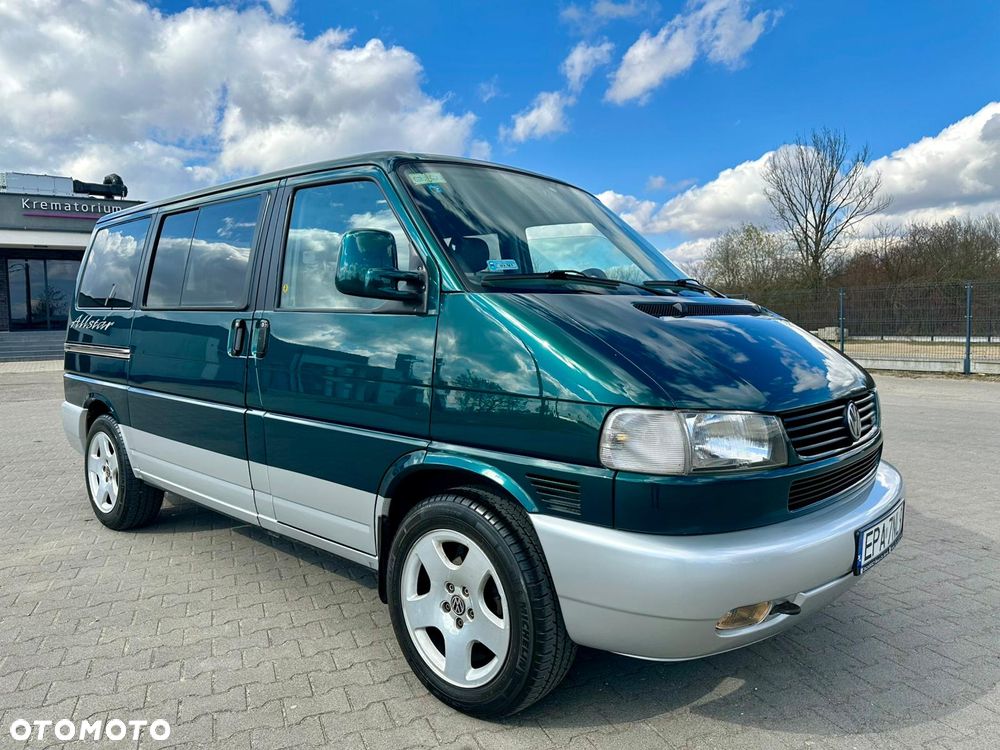 Volkswagen Multivan - 1