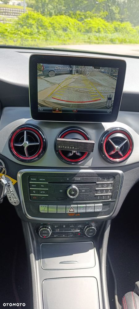 Mercedes-Benz CLA 250 4-Matic Sport - 12