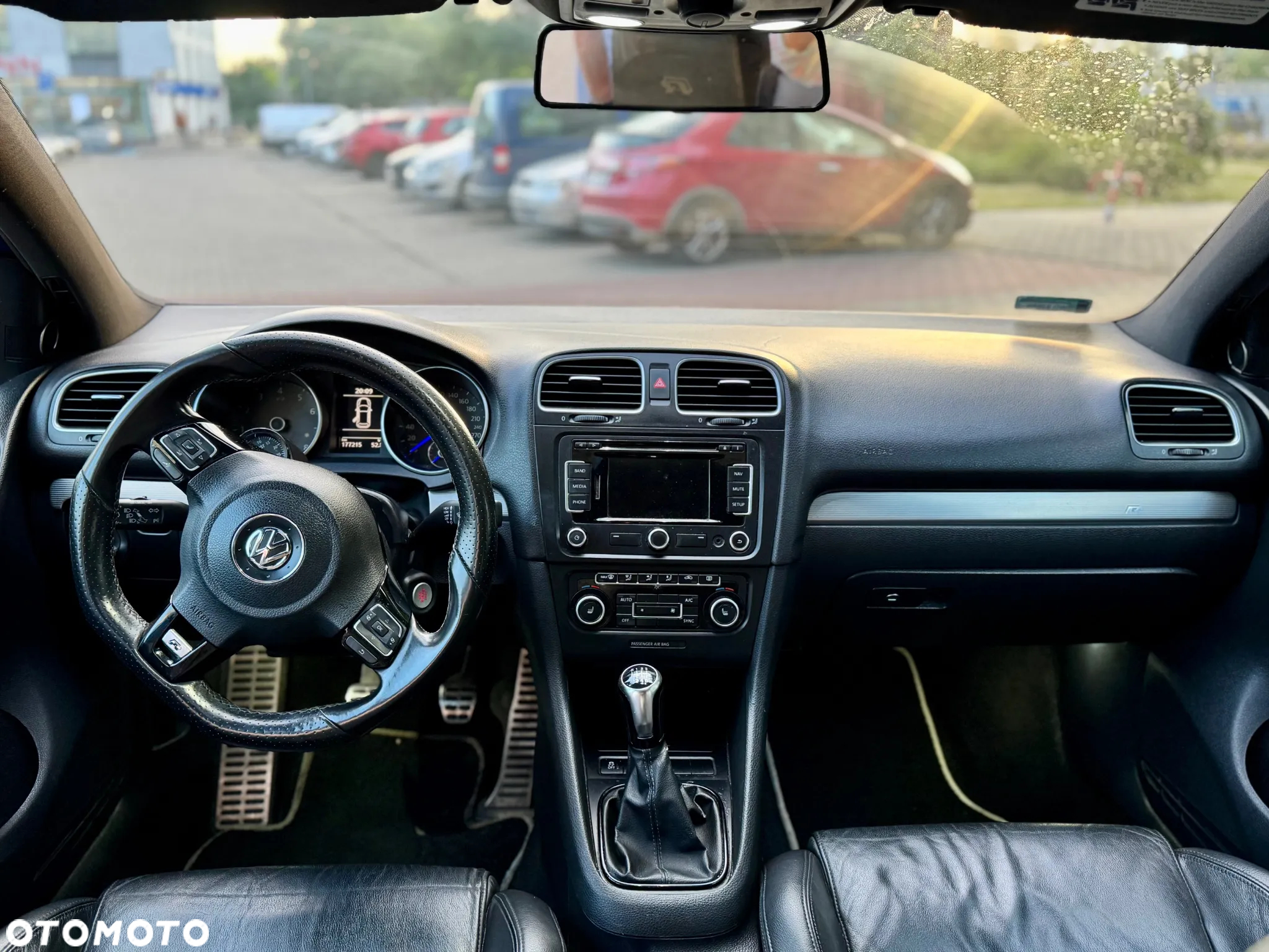 Volkswagen Golf VI 2.0 TSI 4Mot R - 11