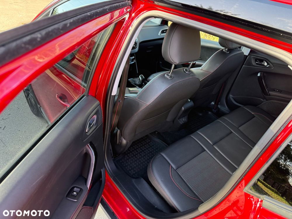 Peugeot 2008 PureTech 110 Stop&Start GT-Line Edition - 10