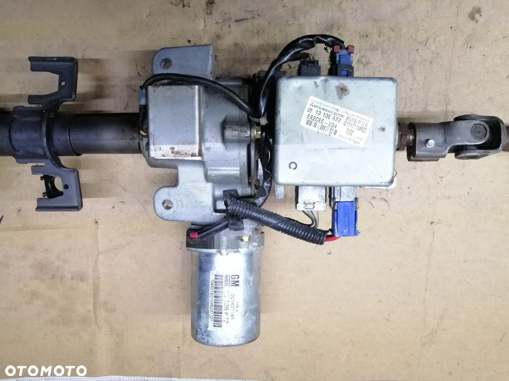 Opel Corsa c wspomaganie elektryczne kolumna kierownicza GM 13136672  13136673 - 10