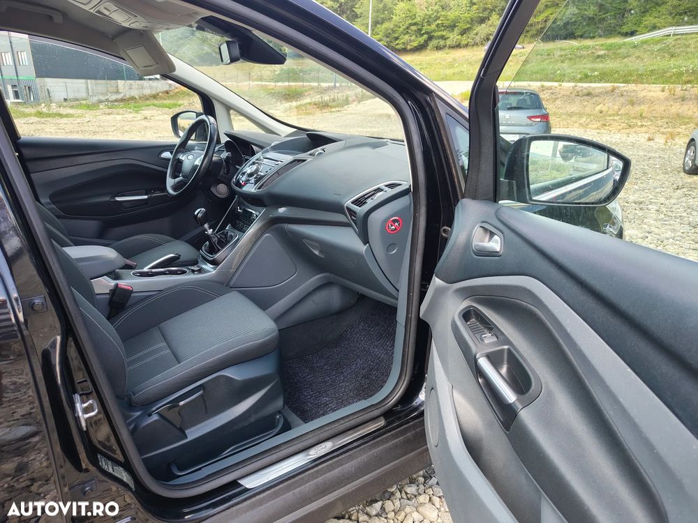 Ford C-Max - 10