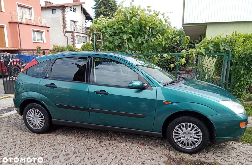 Ford Focus - 1