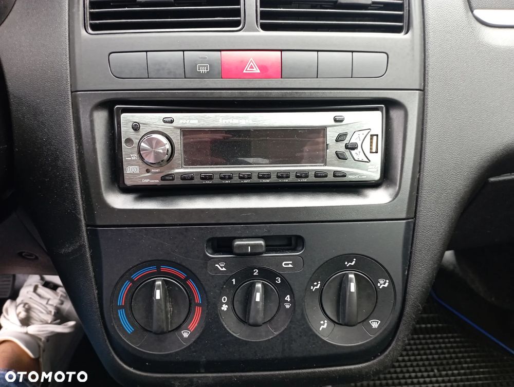 Fiat Linea 1.4 Active - 14