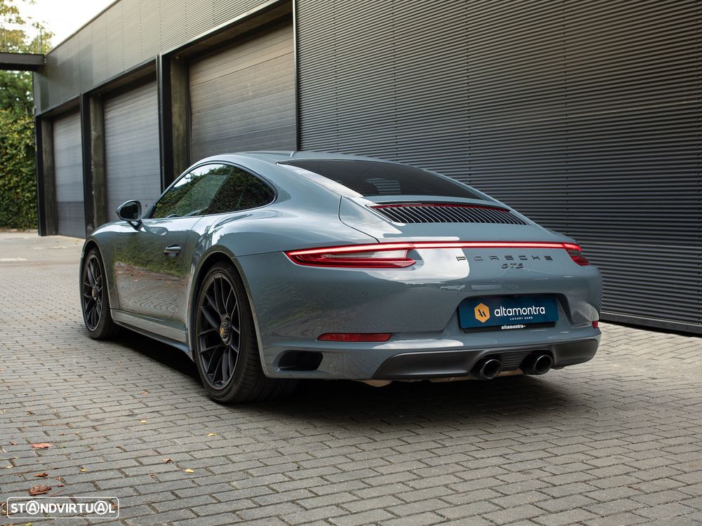 Porsche 911 (991) Carrera 4 GTS PDK - 12