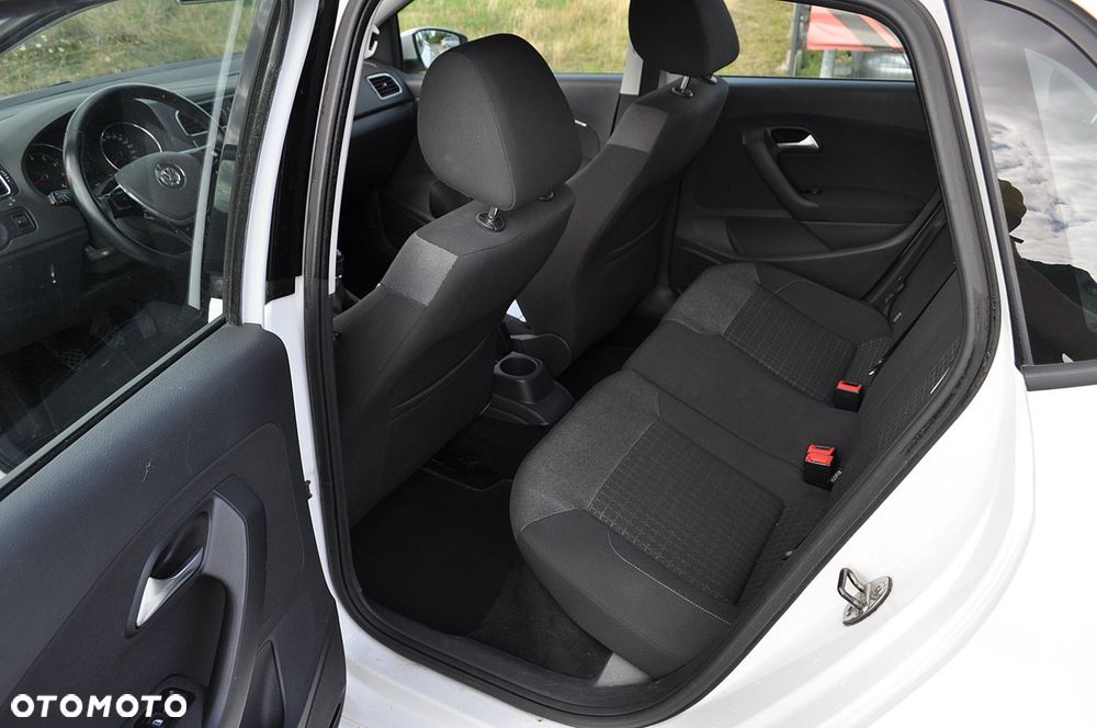Volkswagen Polo 1.2 TSI BMT Comfortline - 12