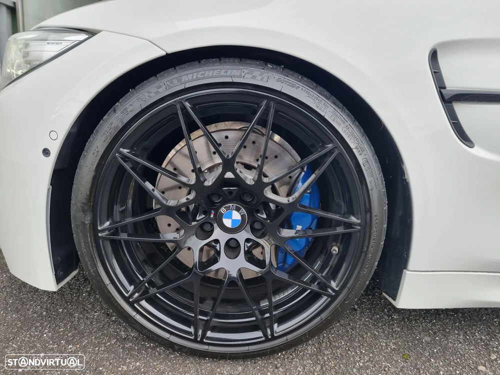 BMW M4 Auto - 11