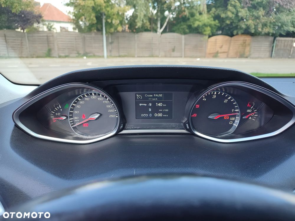 Peugeot 308 2.0 Blue HDi Allure S&S - 15