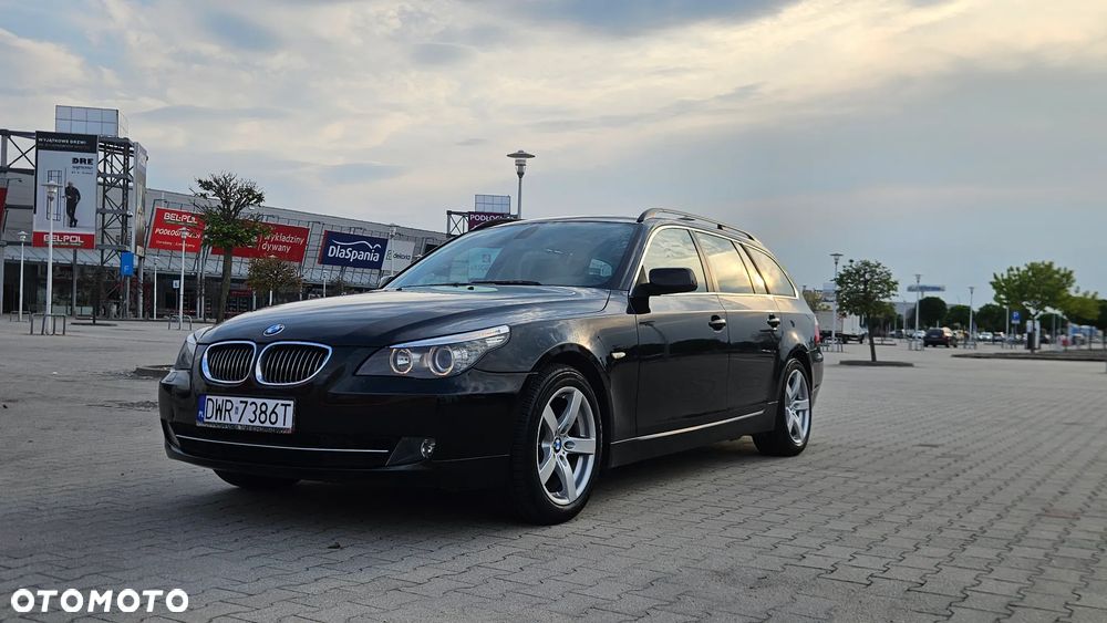 BMW Seria 5 525xi Edition Sport - 17