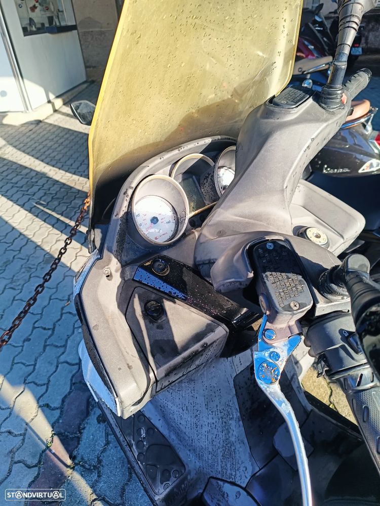 Kymco Downtown Downton - 7