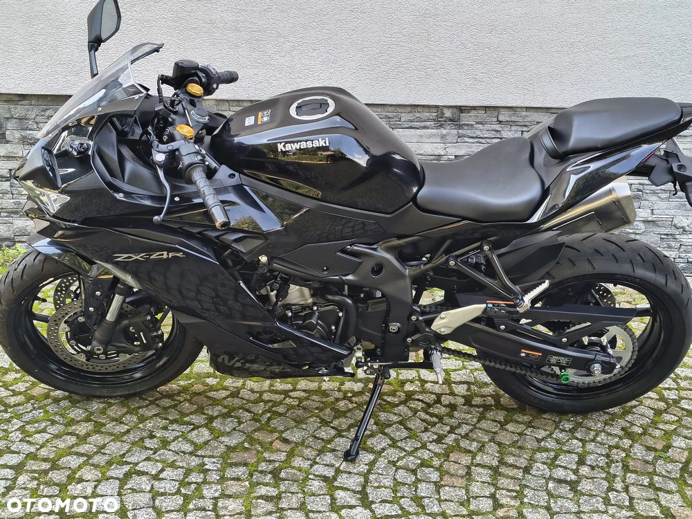 Kawasaki ZX - 25
