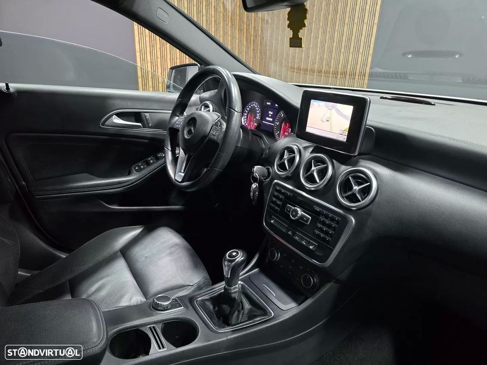 Mercedes-Benz A 180 CDI AMG Line - 4