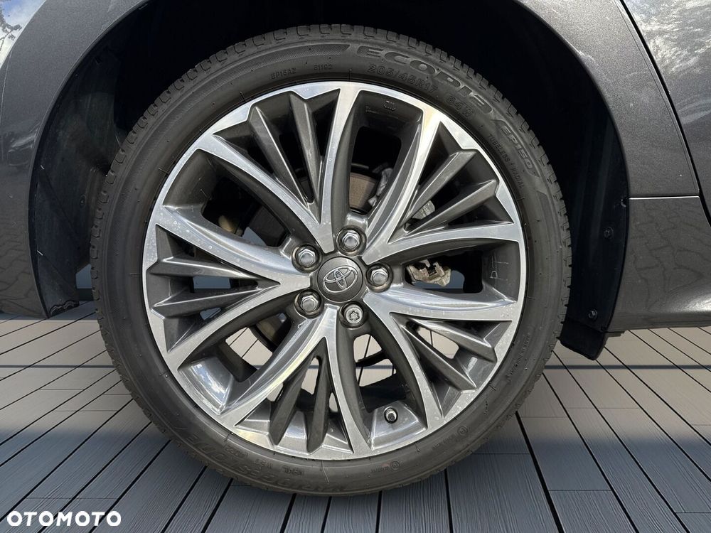 Toyota Yaris Hybrid 1.5 Executive - 32