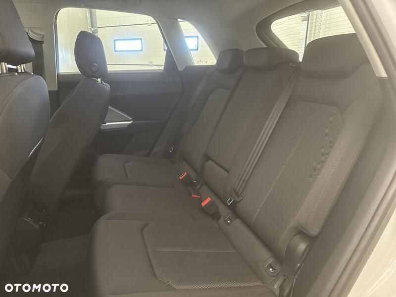 Audi Q3 35 TFSI mHEV S tronic - 19