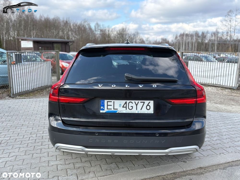 Volvo V90 Cross Country B5 D AWD Core - 10