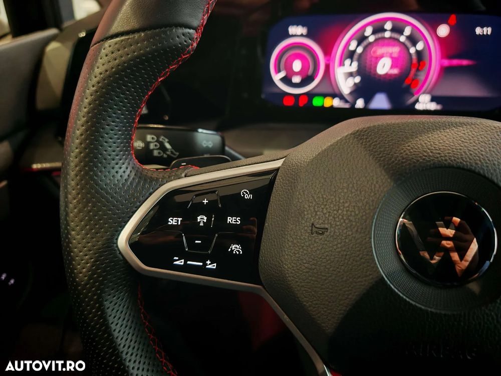 Volkswagen Golf 2.0 TSI DSG GTI - 15