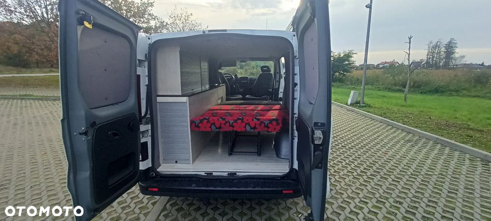 Renault TRAFIC - 8