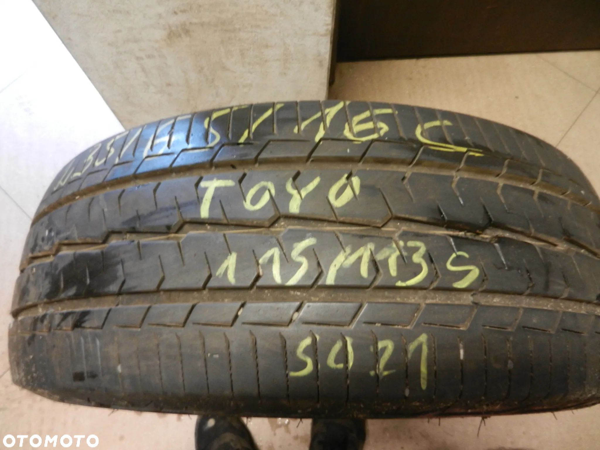 Opona pojedyńcza 235/65r16c toyo nano energy van 8,7mm lato - 1
