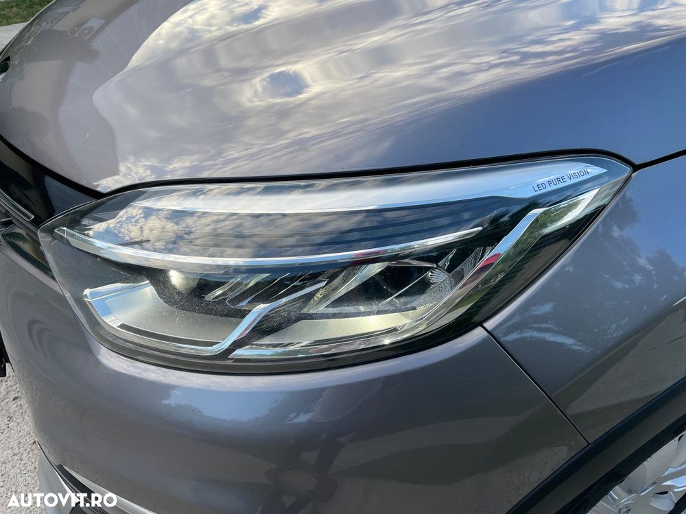 Renault Captur - 31