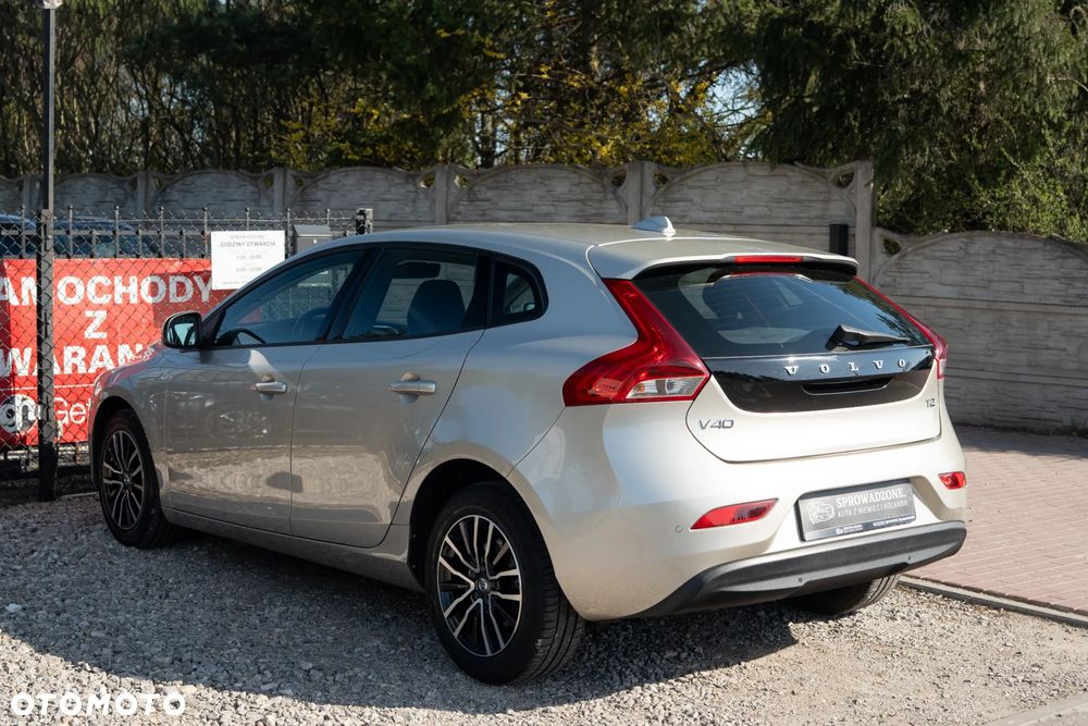 Volvo V40 T2 Drive-E Momentum - 29