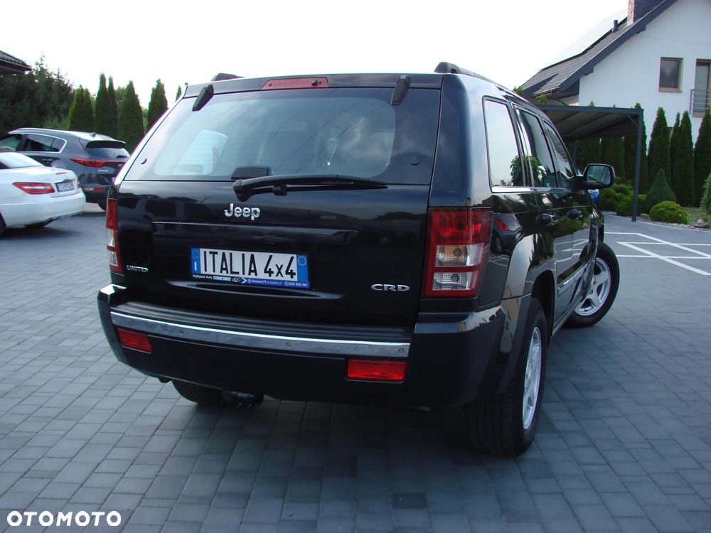 Jeep Grand Cherokee - 11