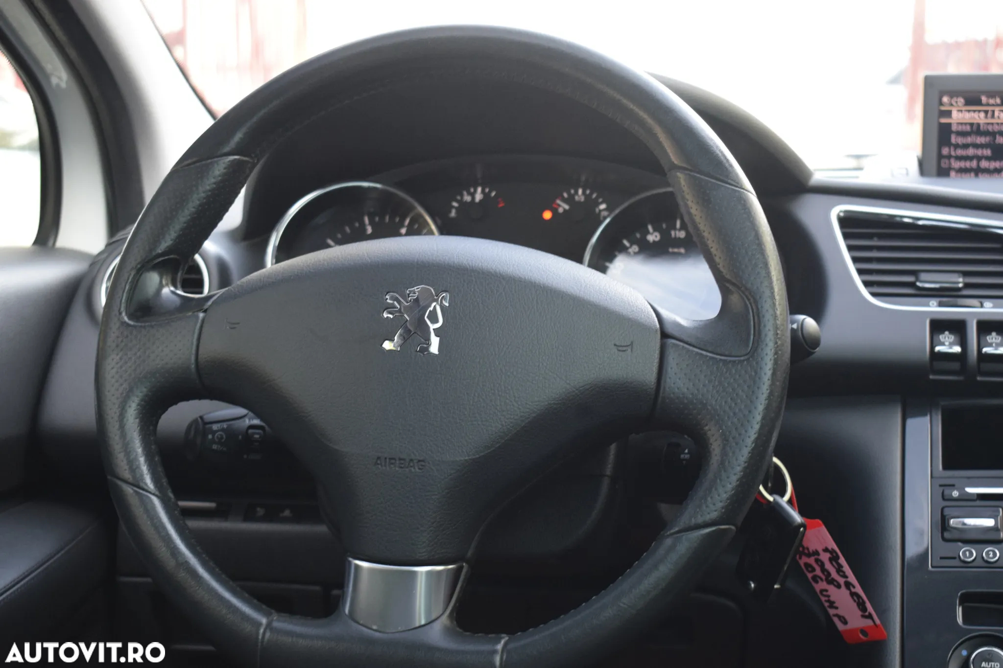 Peugeot 3008 1.6 VTi Acces - 12