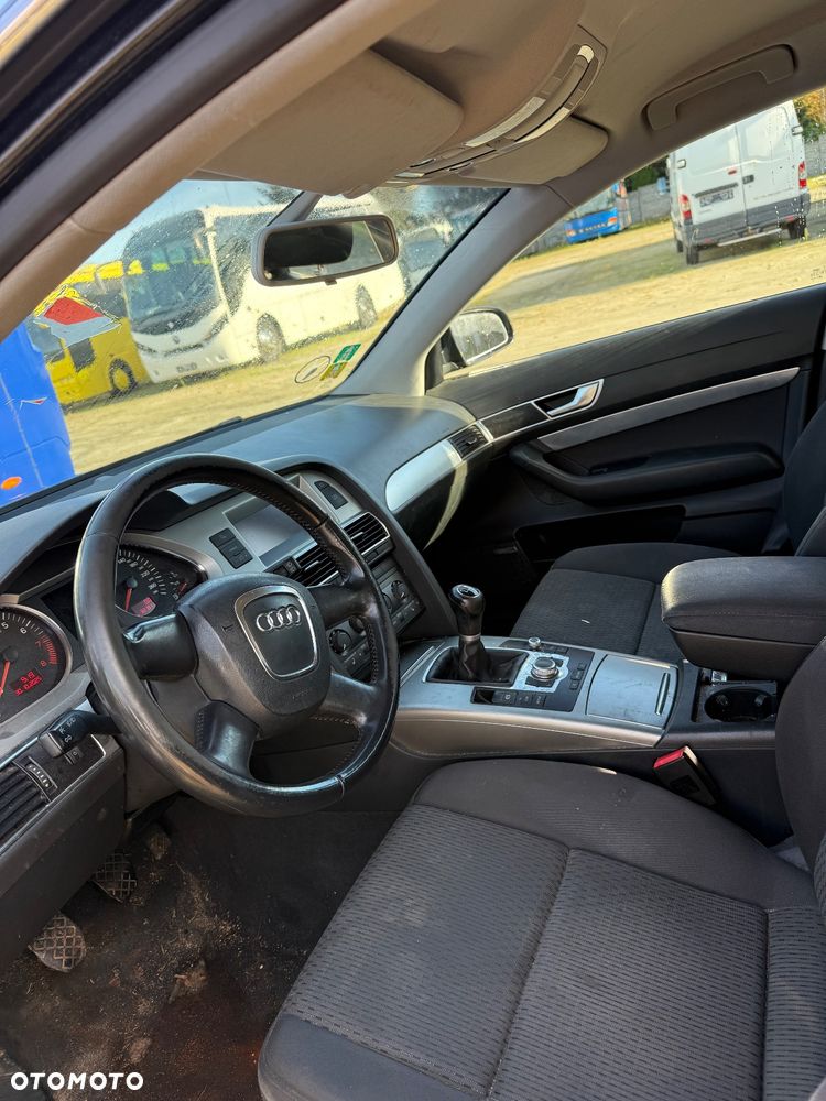 Audi A6 Avant - 11