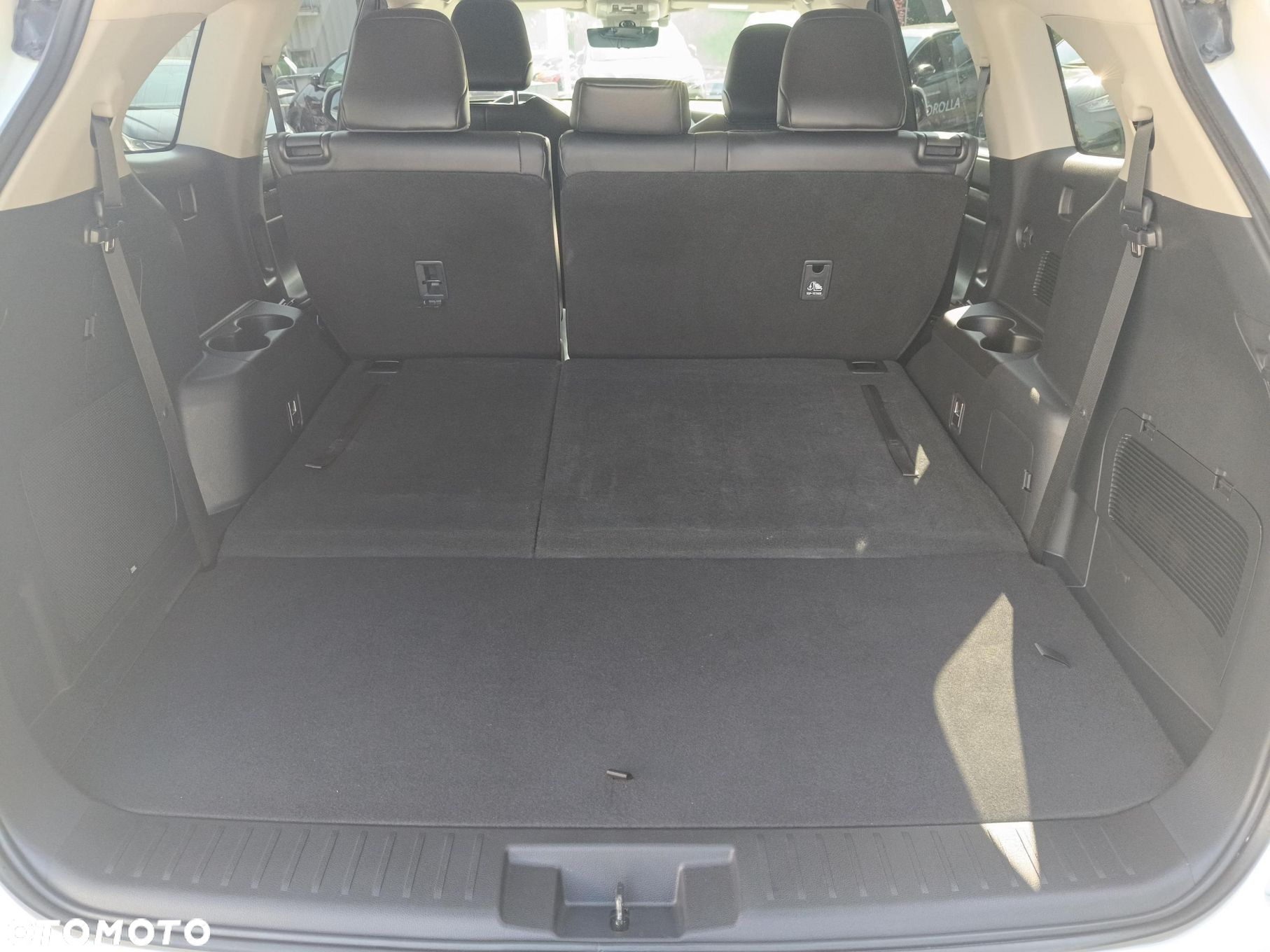Toyota Highlander - 14