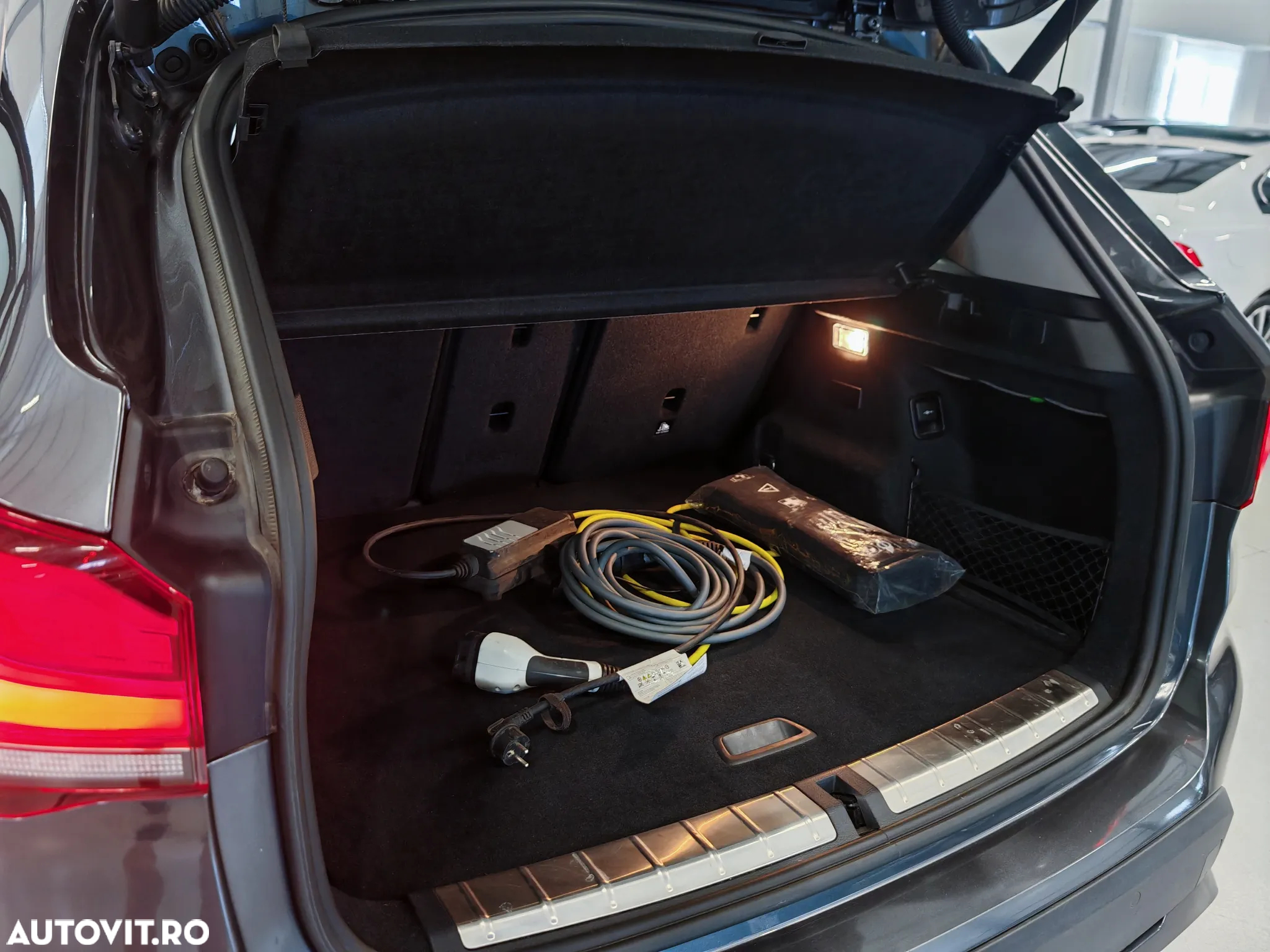 BMW X1 xDrive25e Advantage - 30