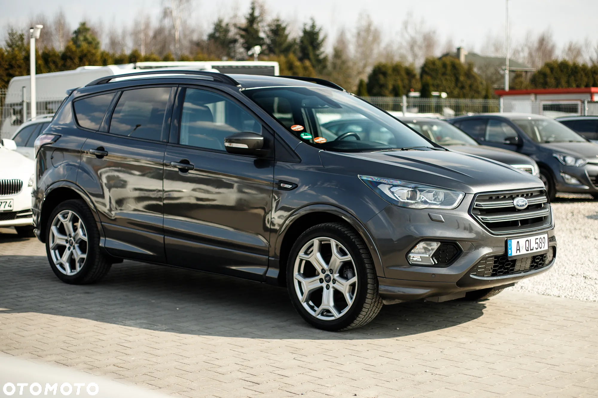 Ford Kuga 1.5 EcoBoost 2x4 ST-Line - 5