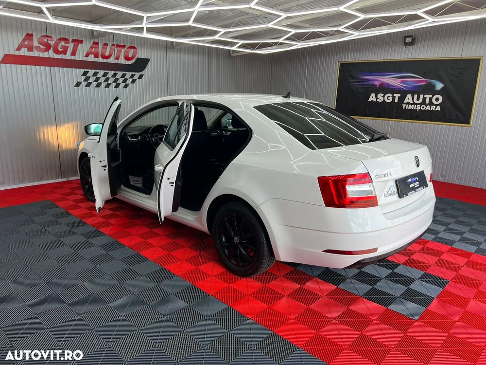 Skoda Octavia - 16