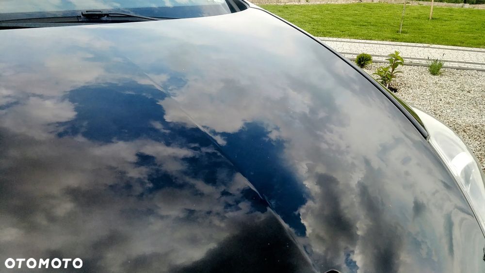 Renault Laguna V6 dCi 235 FAP GT - 10