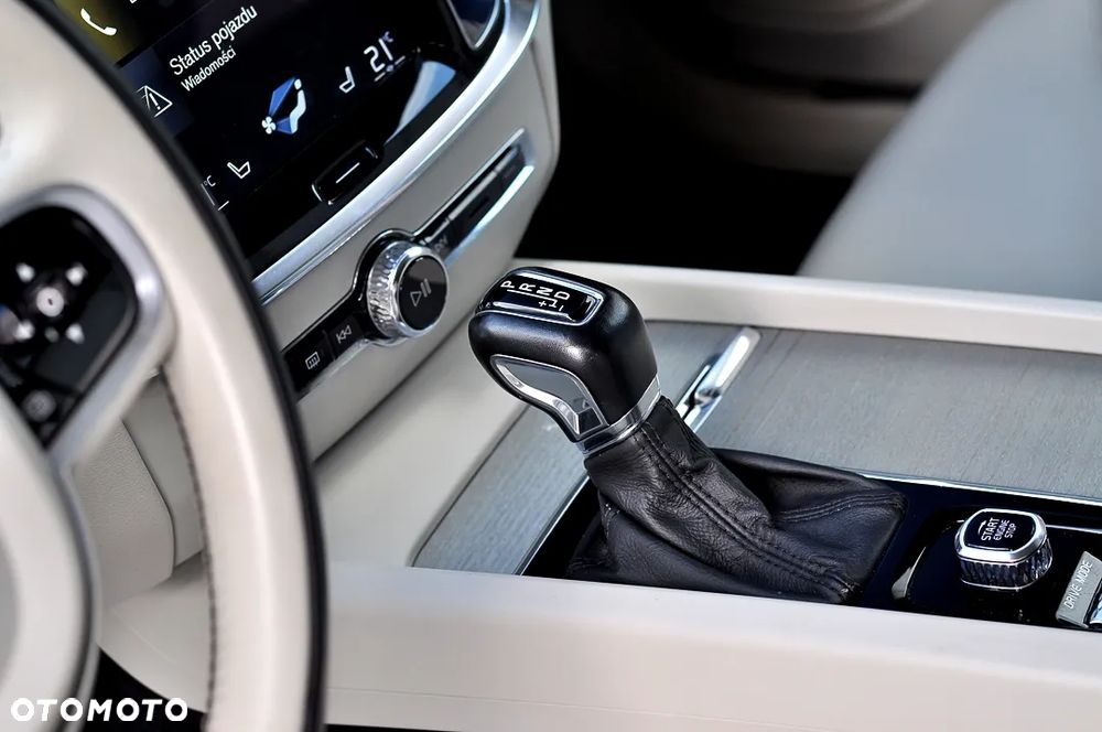 Volvo V60 D4 Inscription - 33