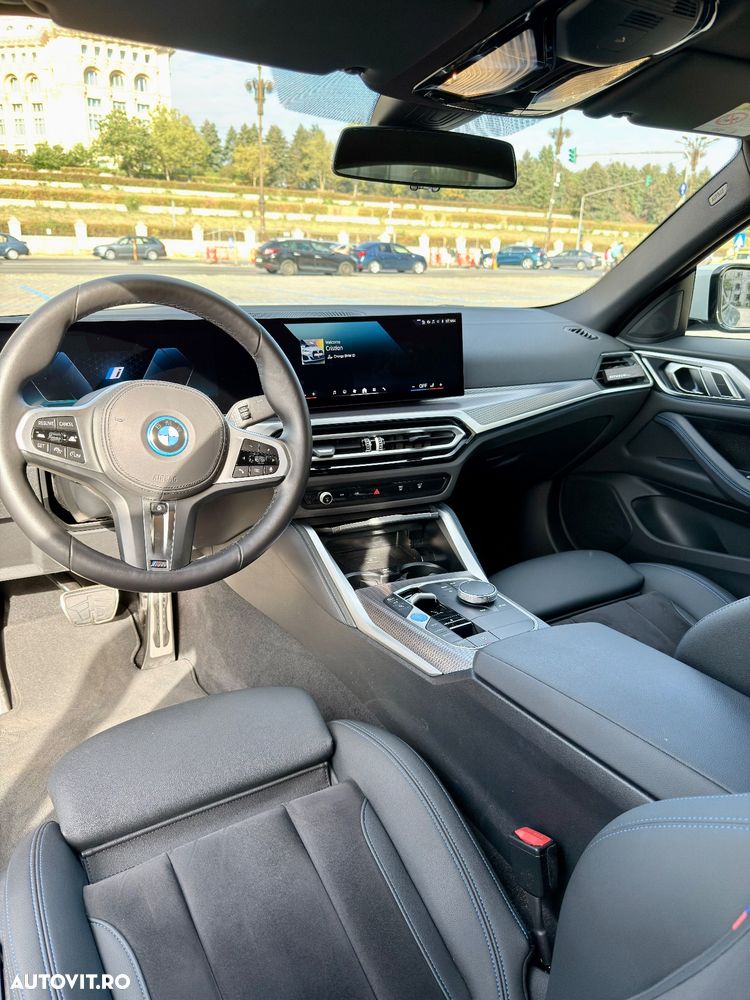 BMW i4 eDrive35 - 12