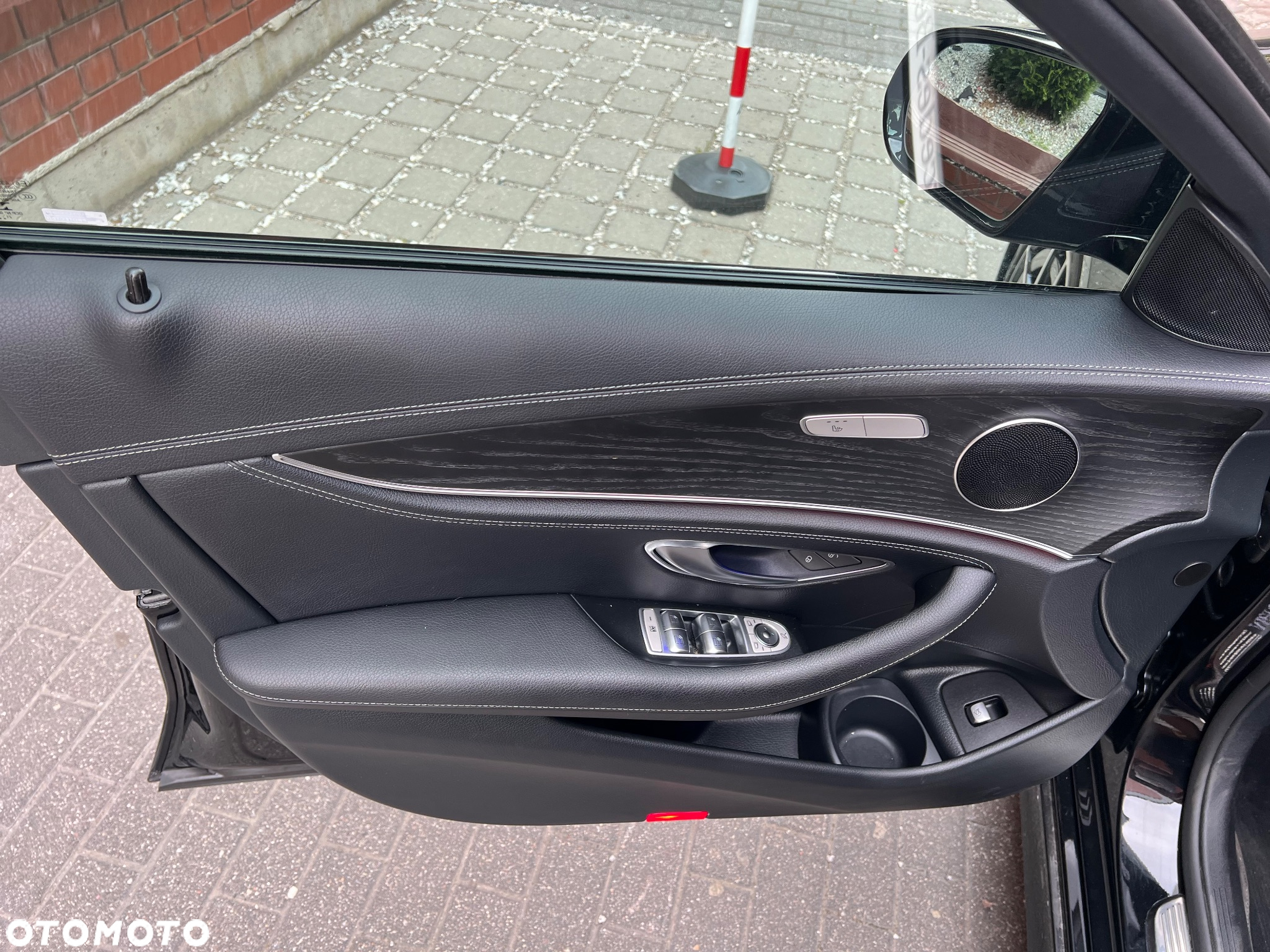 Mercedes-Benz Klasa E 220 d 9G-TRONIC AMG Line - 18