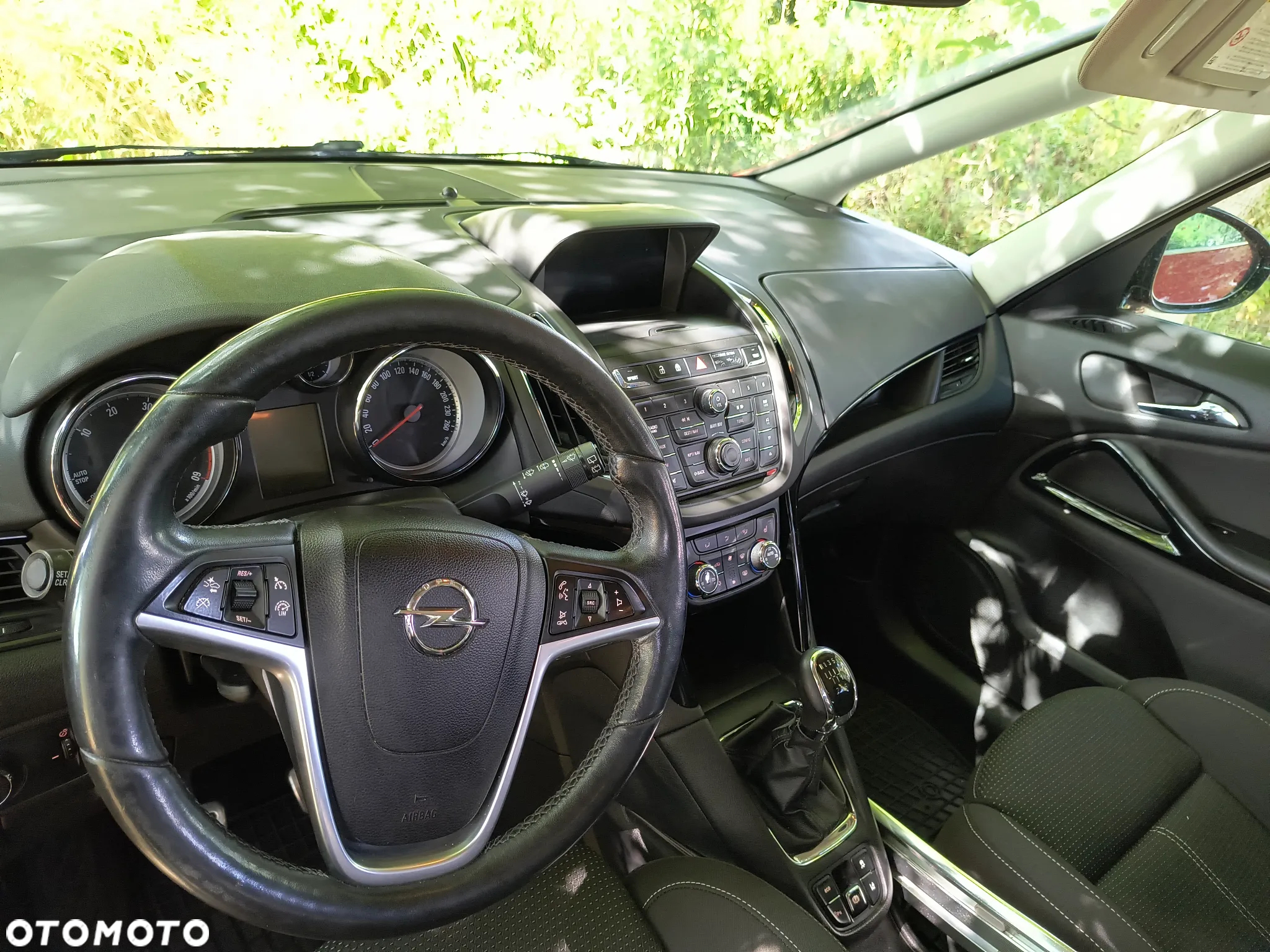 Opel Zafira - 9