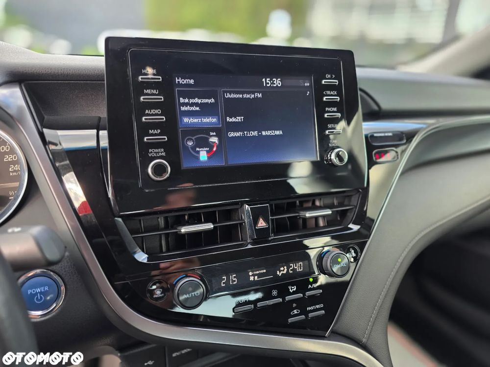 Toyota Camry 2.5 Hybrid Prestige CVT - 18