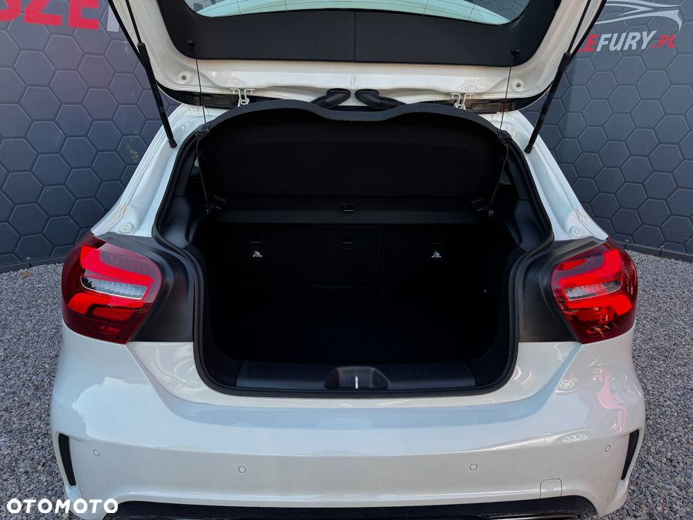 Mercedes-Benz Klasa A 160 7G-DCT AMG Line - 32