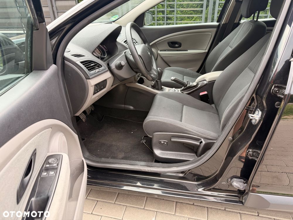 Renault Megane 1.6 16V 100 J'taime - 16