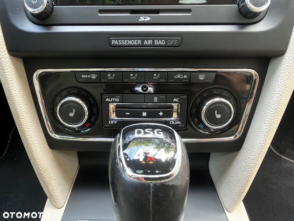 Skoda Superb 2.0 TDI 4x4 Elegance DSG - 17