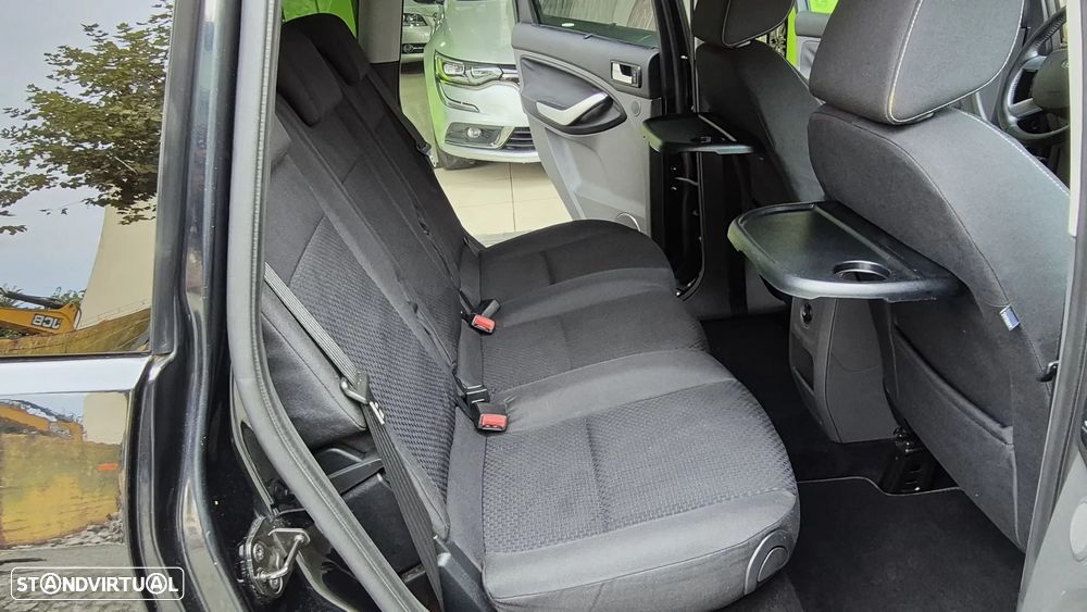 Ford C-Max 1.6 TDCi Titanium - 13